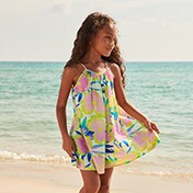 Girls Holiday Shop